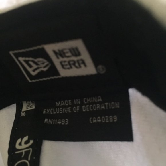 New England Patriots Super Bowl LIII Champions Baseball Hat w/Stickers & Price - Picture 6 of 6